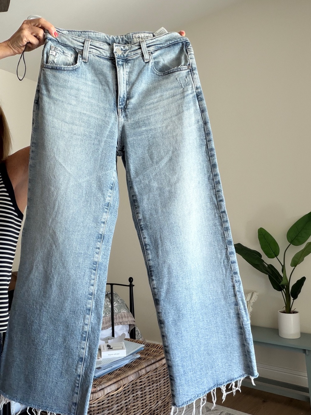 AG Light Wash Wide-Leg Women’s Jeans